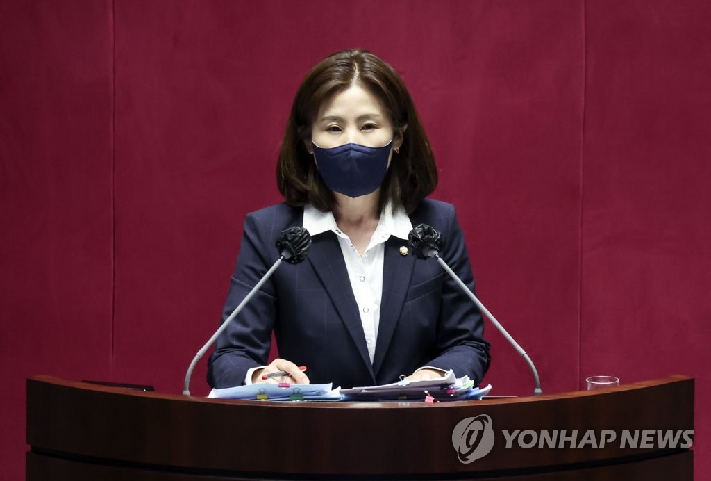 김미애 "尹 개고기에 비유, 망언"…이준석 "다들 뭐에 씐 건지"