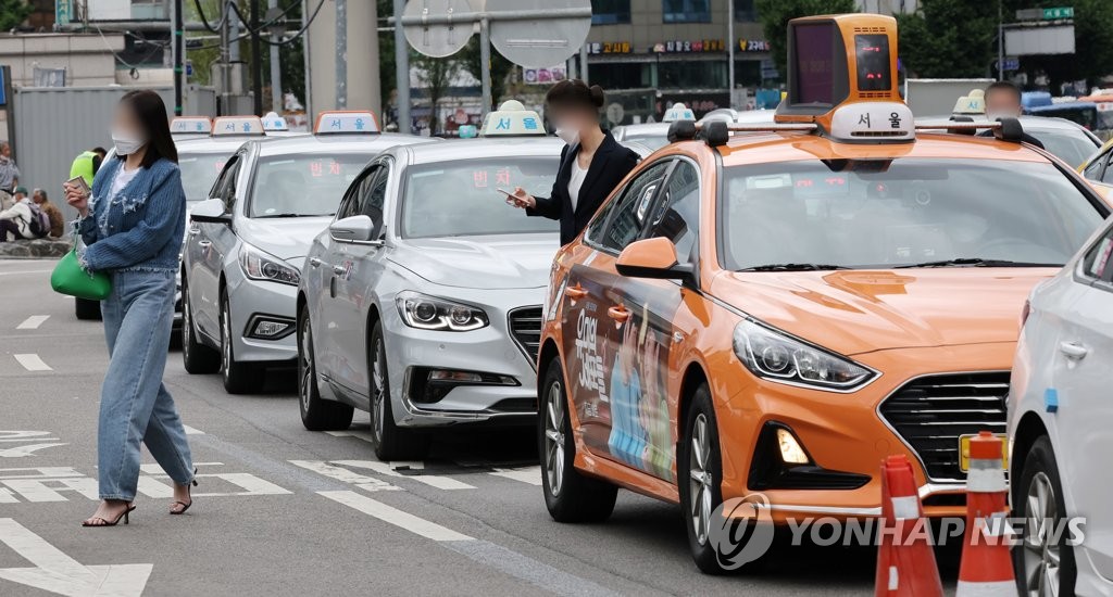 서울시, 택시요금 인상 논의 본격화…내달 5일 공청회(종합)