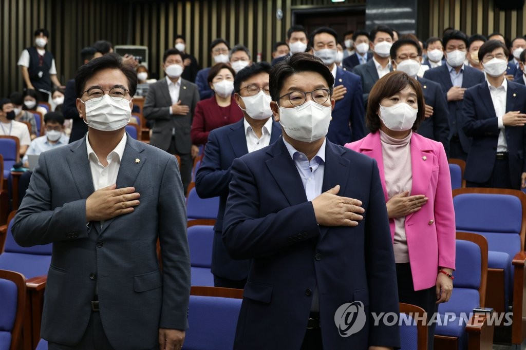 與, 尹정부 출범 후 첫 연찬회…당정대 대거 집결