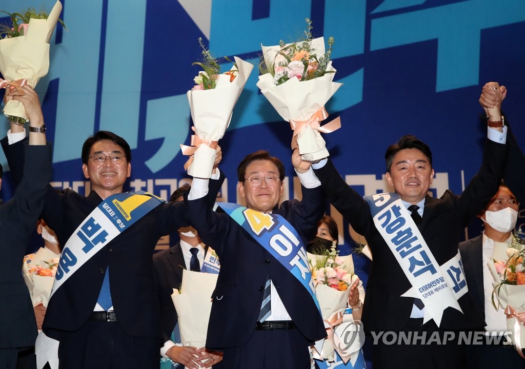 '국방위 데뷔전' 이재명…'대항마 나야나' 97 박용진·강훈식