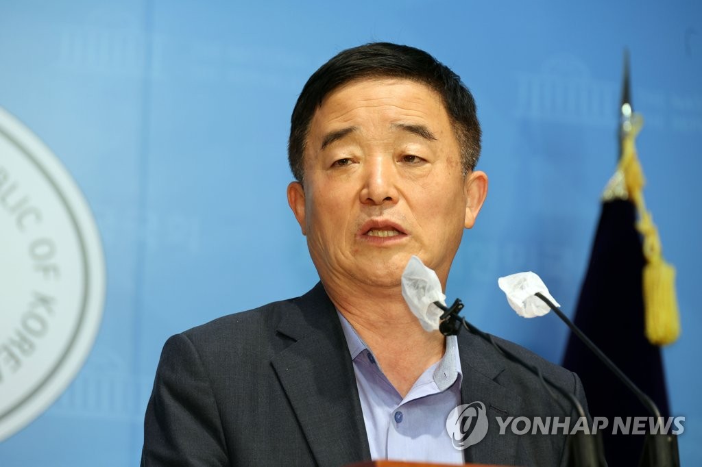 강득구 "'중복게재 몰랐다' 박순애 해명 거짓…사과·사퇴해야"