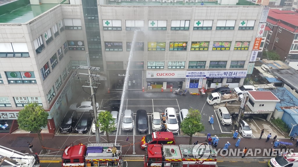 이천 관고동 병원 건물서 화재…환자·간호사 등 5명 사망