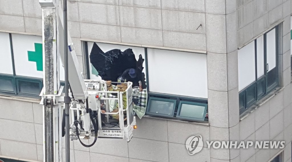 이천 '병원 건물 화재' 희생자에 장례비 지급 보증 등 지원