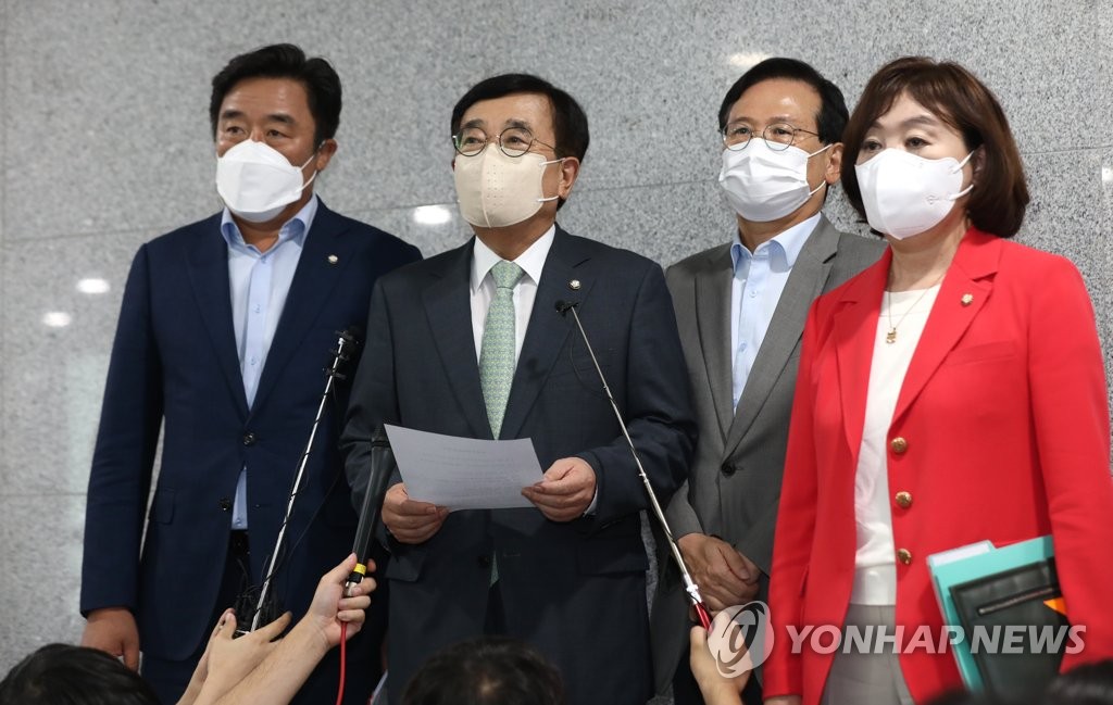 이준석 "가처분 거의 무조건 한다고 보면 된다…공개 기자회견"(종합)