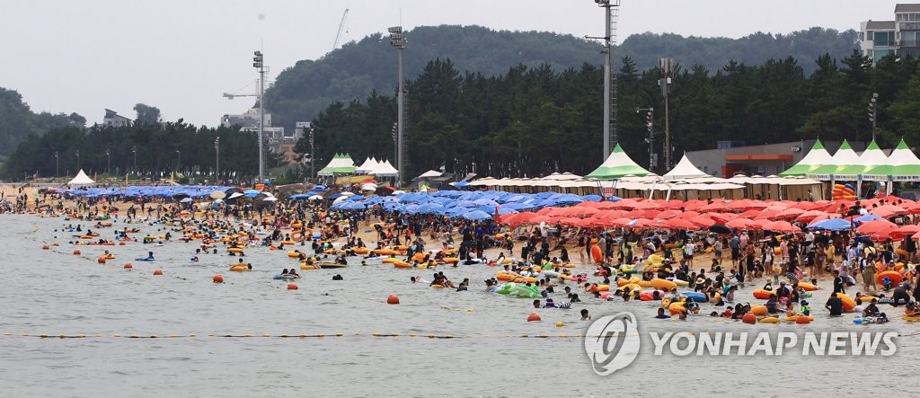 작년 피서객 732% 증가한 고성, 올해도 부동의 1위?