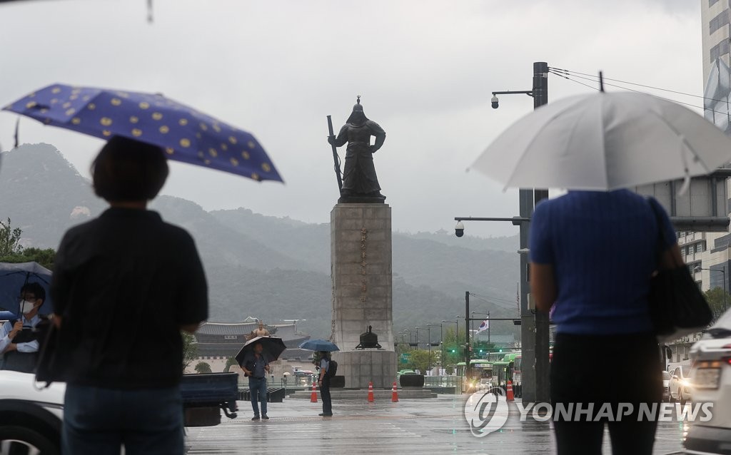 [내일날씨] 전국에 비 계속…충청북부는 150㎜ 이상