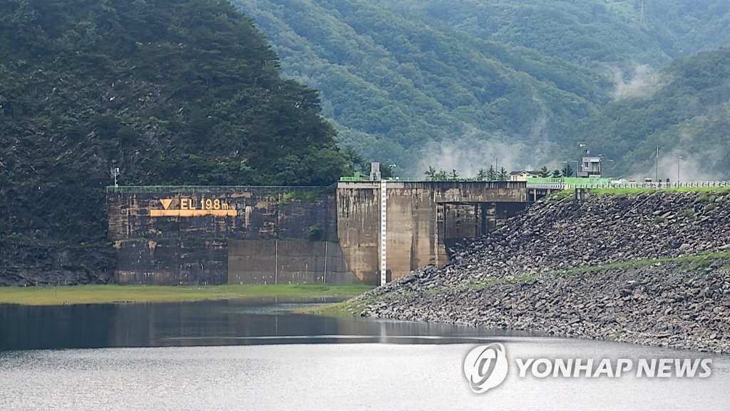 [중부 집중호우] 강원 산사태·실종 곳곳 '수마 흔적'…호우특보 해제(종합2보)