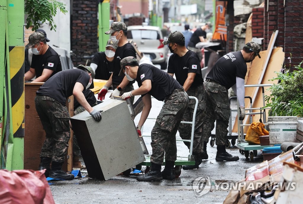 경기도, 반지하주택 밀집지 정비사업 촉진…임대주택 이주 지원