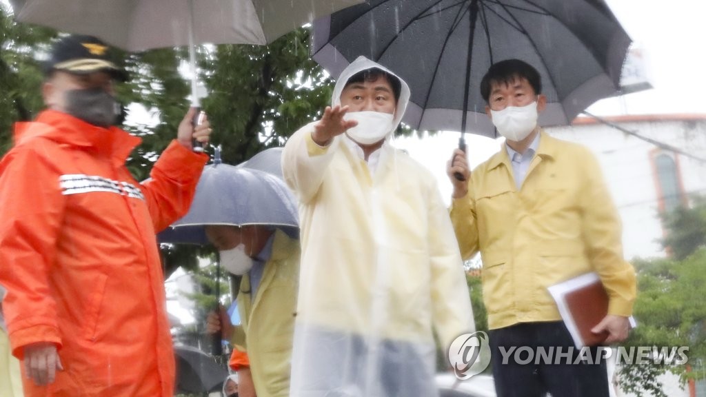 [집중호우] 최대 120㎜ 더 내린다…충청·남부지방 지자체 대비 분주