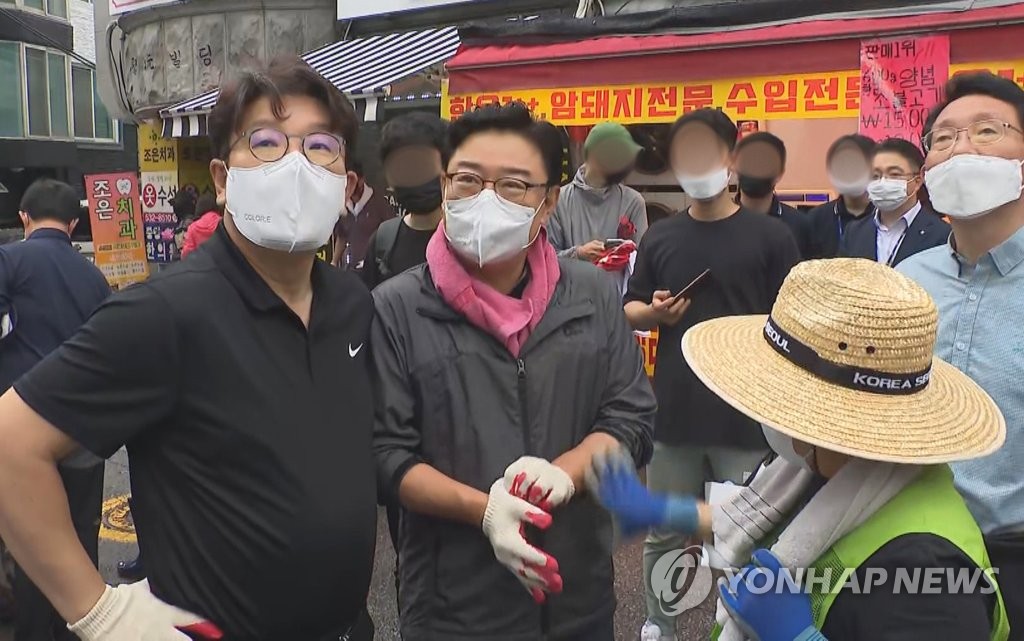 이재오 "대사면 통해 새로운 분위기 만들어야"…MB 사면 촉구