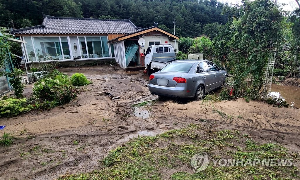 70㎜에 쑥대밭된 강릉 장덕리…산으로 둘러싸여 국지성 호우내려