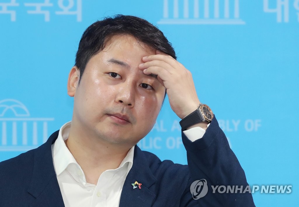 장예찬 "선당후사 '내로남불'"…李 "장예찬 보고 尹 찍었겠나"