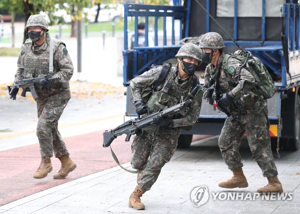 [2023예산] 병장월급 100만원 시대…간부 수당도 대폭 인상