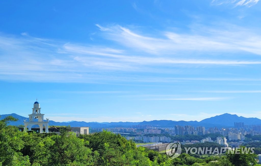 [내일날씨] 전국 대부분 맑음…서울 낮 최고 30도 늦더위