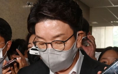 '권성동 원내대표 사퇴론' 급물살…與, 리더십 부재로 '대혼란'