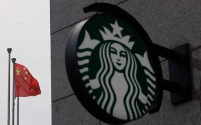 "코로나보다 무서운 봉쇄"…스타벅스, 中 매출 44% 감소