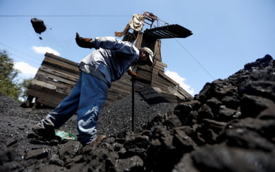 中 석탄 생산량 증대 나서자, 세계 석탄가격 급등세 멈춰 [원자재 포커스]