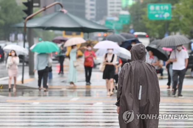 전국에 비 소식…수도권·충북 내일까지 150㎜