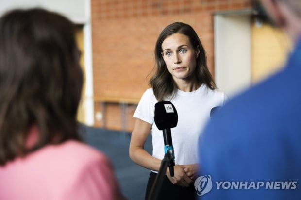 30대 핀란드 총리 광란의 파티 영상에 시끌…마약 의혹 부인