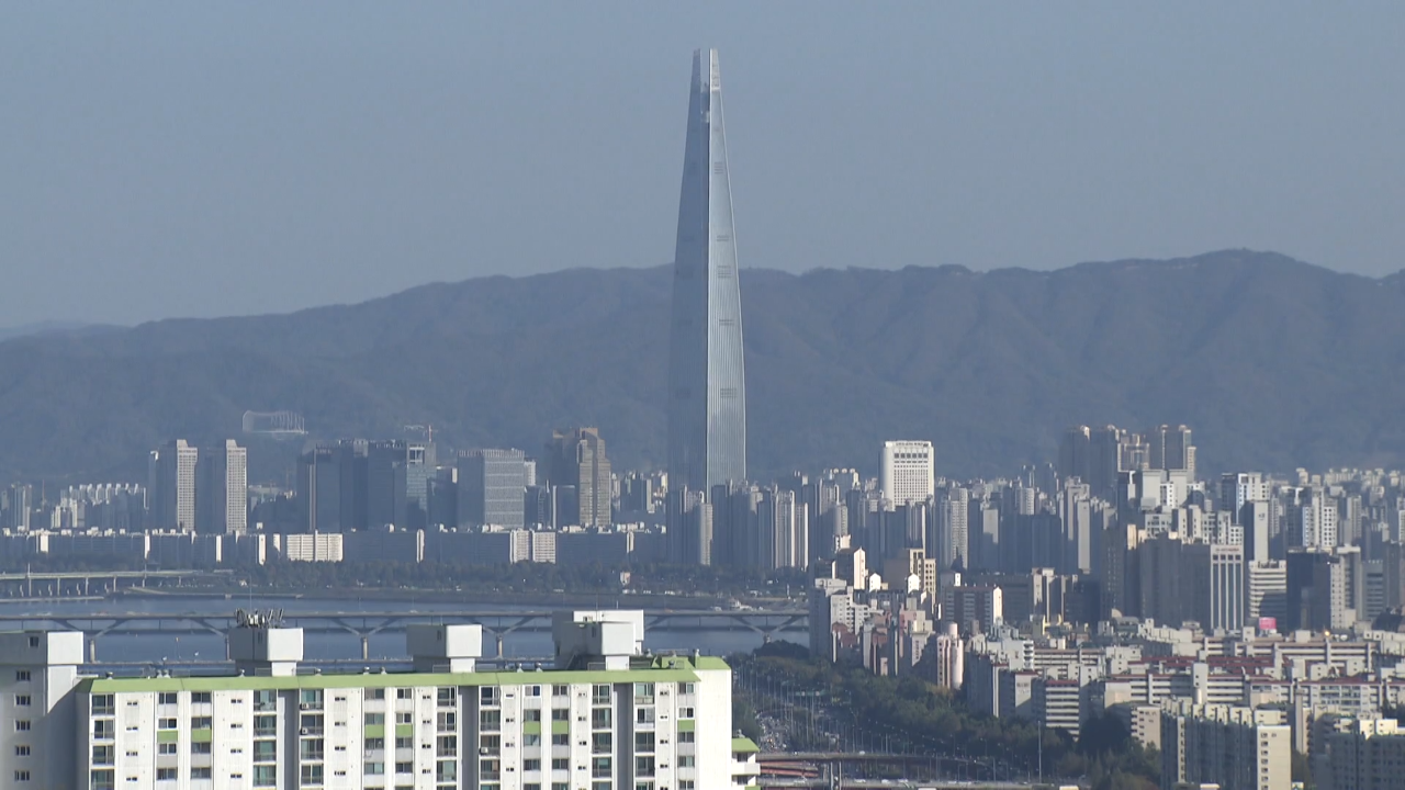 '숨죽이던 롯데' 움직인다…'투자·상생' 챙기는 신동빈