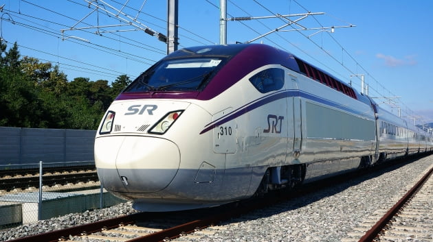 KTX 선로에 스페인 TALGO 열차 달리나…"철도 생태계 붕괴"