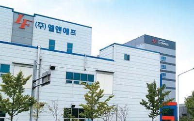 방산·친환경주 팔고 급락했던 엘앤에프로 몰려든 초고수들