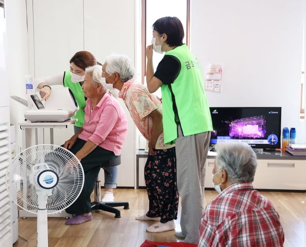 금호건설, '1사1촌 결연' 충북 사곡리마을 노후주택 리모델링 