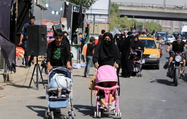 '아르바인' 참여 위해 카르발라로 향하는 시아파 무슬림들. /사진=연합뉴스 