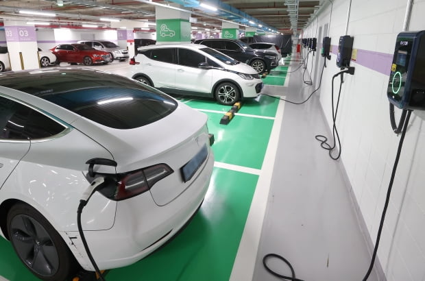 electric-vehicle-subsidy-cut-from-6-million-won-to-5-million-won-the