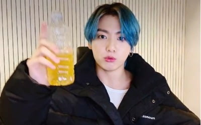 "피자 먹을 때 콜라 대신 마셔요"…BTS 정국도 반한 음료