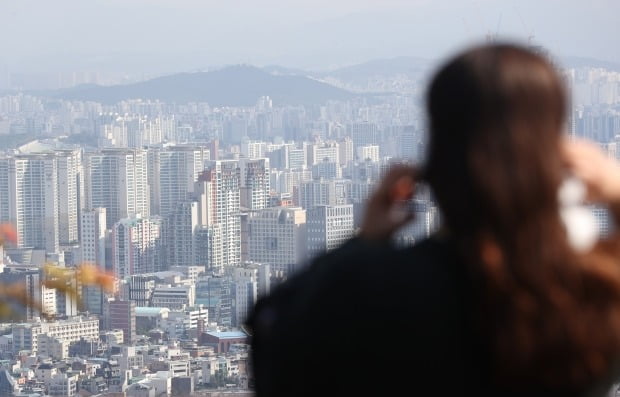 서울 남산에서 바라본 아파트 모습. 사진=연합뉴스