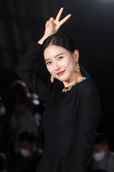 [포토] 김소은, '루피 피스도 완벽하게'(에이판 스타어워즈)