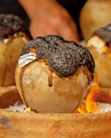 카파도키아의 별미 ‘항아리 케밥’ 