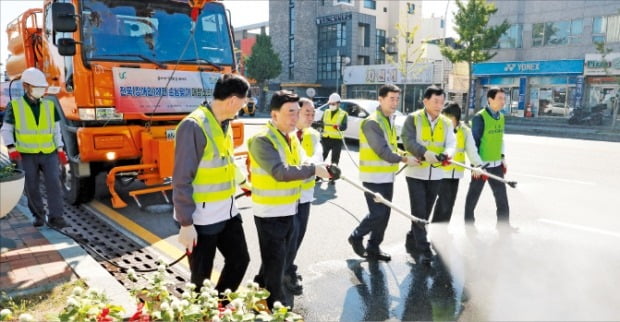 [포토] 전국체전 손님맞이 대청소