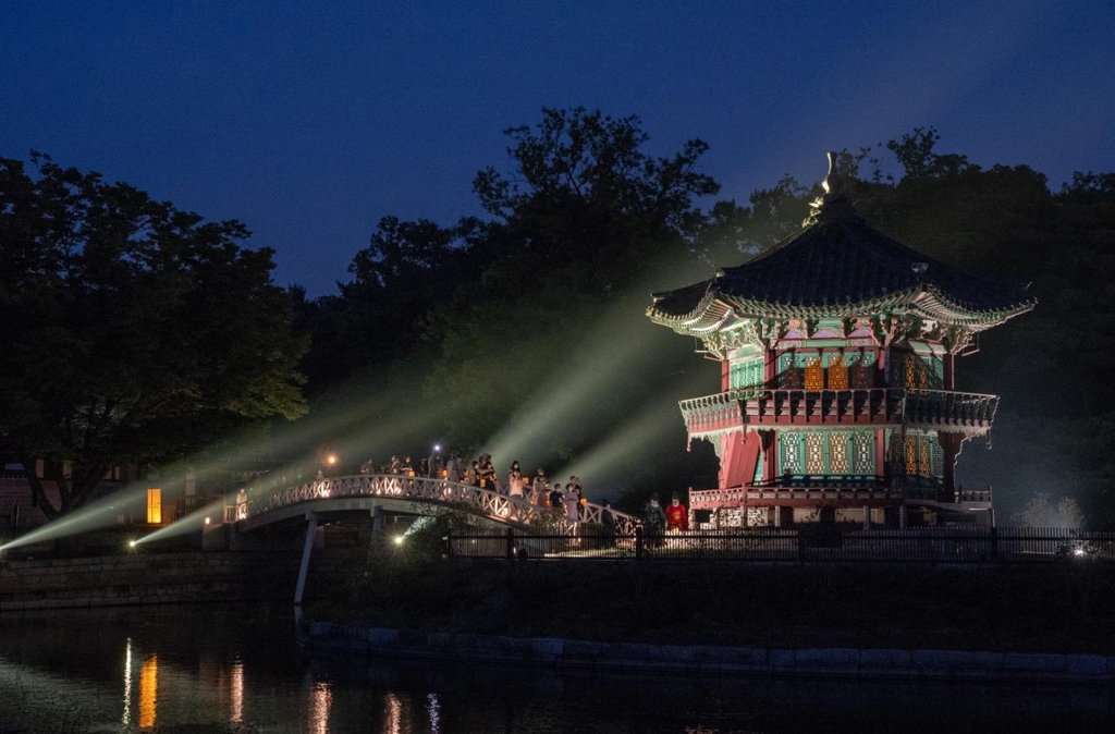 경복궁 밤 산책하며 수라상 즐겨볼까…15∼25일 '별빛야행' 진행