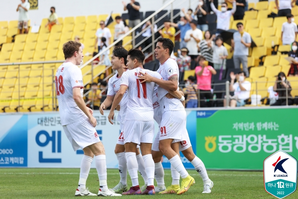 K리그2 광주, 전남 3-2로 제압…승격 확정까지 '3승 남았다'