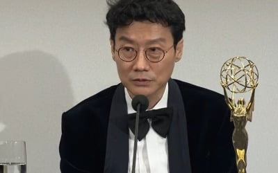 황동혁 감독 "'오징어게임' 시즌2로 에미상 작품상 받고 싶어"