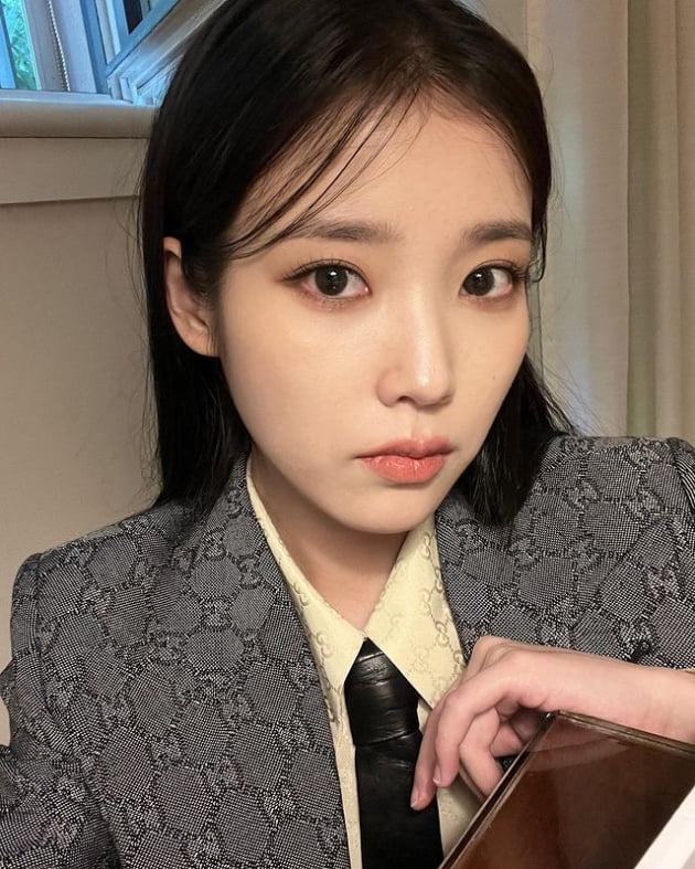 IU / Photo = IU's Instagram