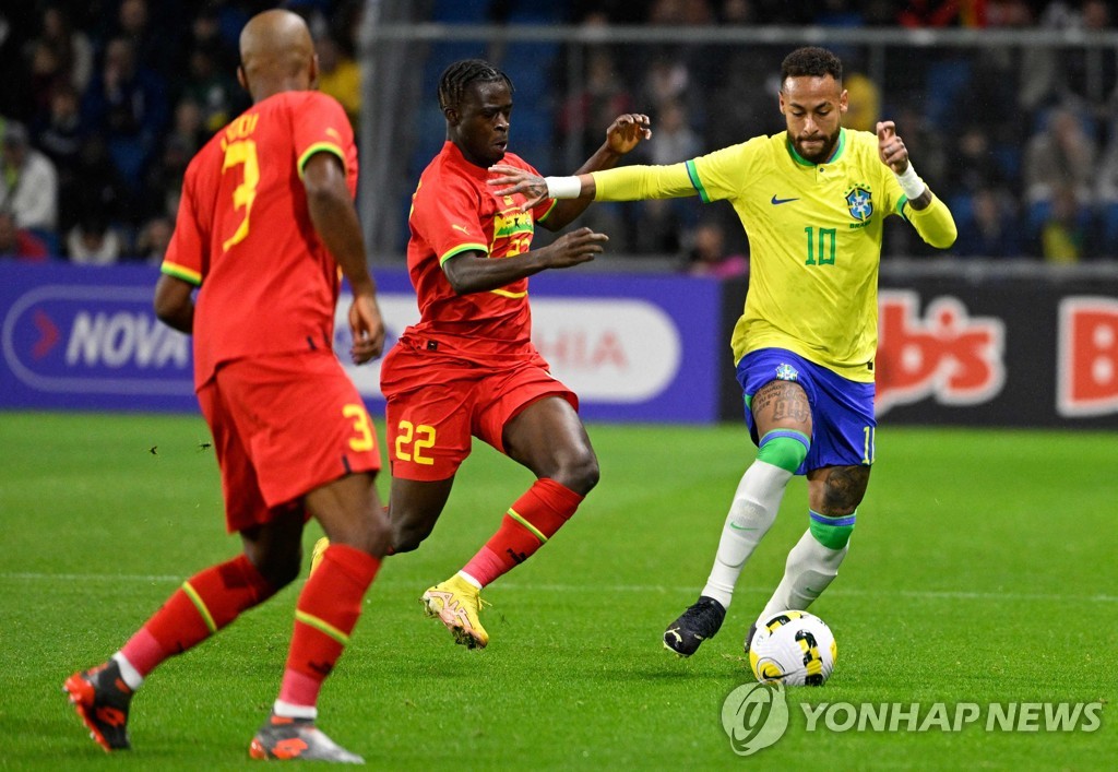 Bendu contra as equipes do Uruguai e Irã... Gana perdeu para o Brasil com um placar de 0-3