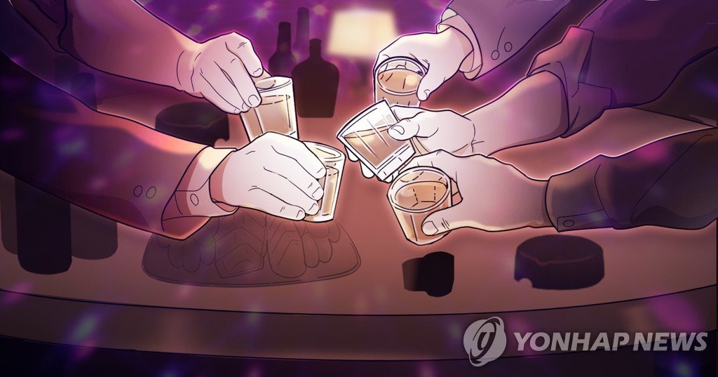 [2보] '라임 김봉현 술접대 의혹' 전·현직 검사 1심 무죄