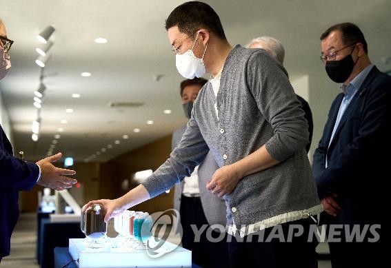 4대 그룹 총수들, 추석 이후 더 바쁘다…경영구상·해외행보