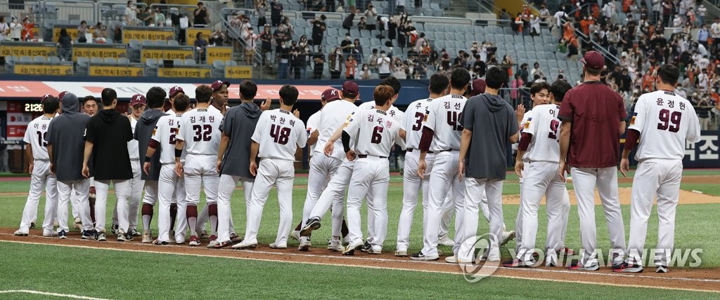 秋夕も休むことなくスポーツ…連休中の野球・サッカーの駆け込みランキング戦