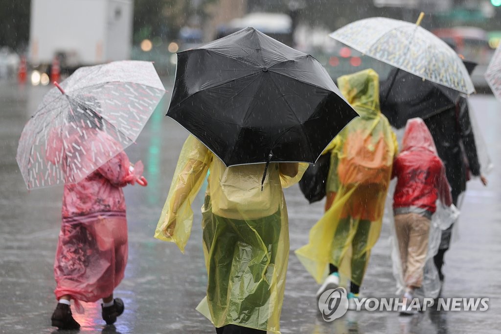 제주에 바짝 다가선 태풍…전국서 피해 잇따라(종합 2보)