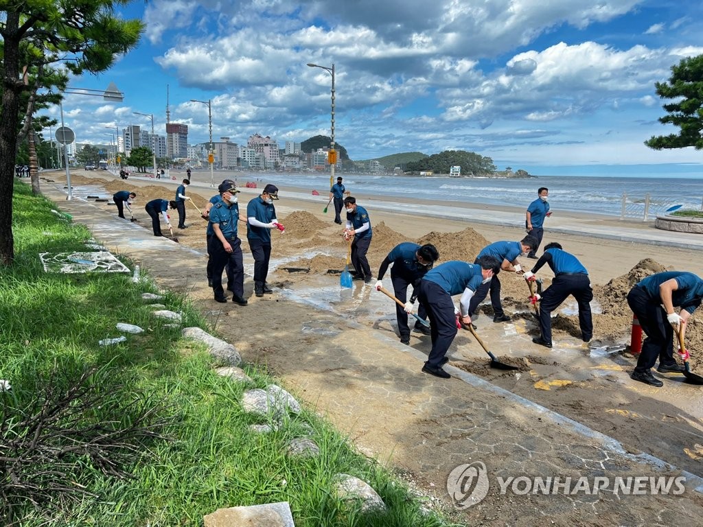 "우리 다시 시작해요"…절망 딛고 전국 곳곳서 복구 본격화