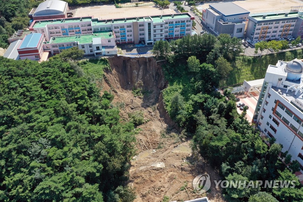 한계치 넘은 비에 냉천범람으로 참극…배수시설 제역할 못해