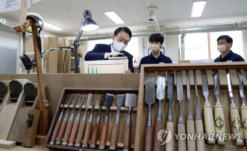 기능올림픽 국가대표 처우·환경 개선…수당 100만원으로 인상(종합)