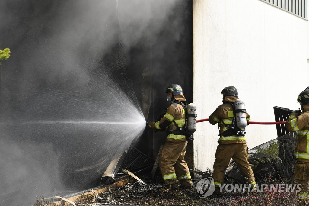 대전 현대아울렛 화재참사로 7명 사망·1명 중상…110명 대피