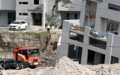 '힌남노'가 할퀴고 간 포항, '난마돌' 북상 소식에 긴장