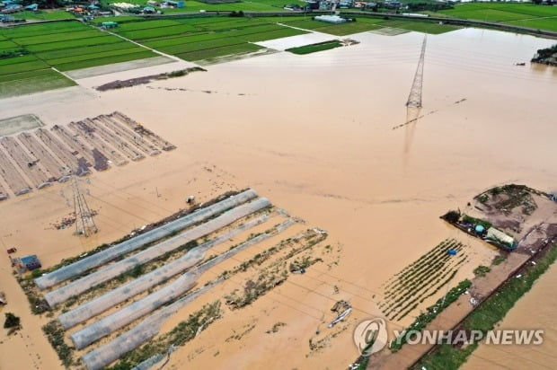 "천재지변 아닌 분명한 인재"…포항 태풍 이재민들 분통