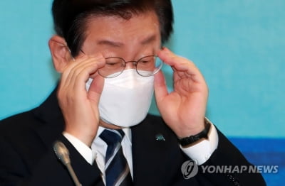 검찰, 이재명 '조카살인' 공판기록 손해배상 재판부에 제출